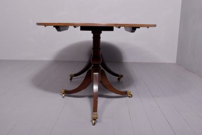 George III style pedestal mahogany dining table with additional leaf - Image 6
