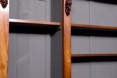 Quality three-section, mid-Victorian mahogany open bookcase - Image 9