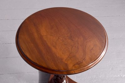 Neat-sized William IV mahogany wine/occasional table. - Image 6