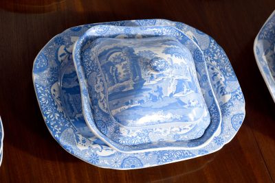 A Copeland Spode Dinner Service - Image 2