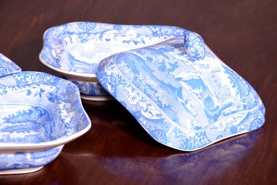 A Copeland Spode Dinner Service - Image 10