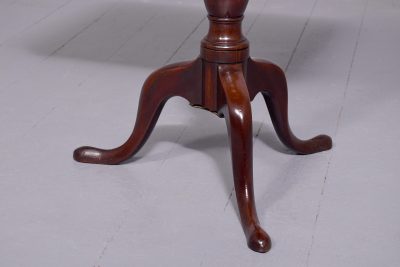 A George III Mahogany Snap Top Table - Image 2