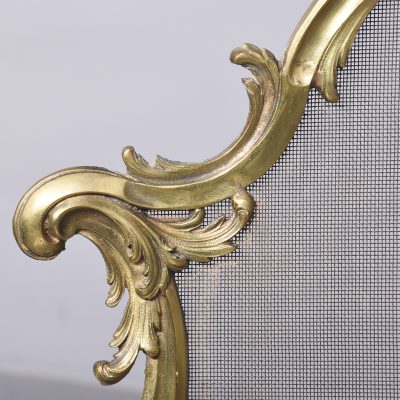 Louis XV Style Cast Brass and Mesh Fire Screen - Image 5