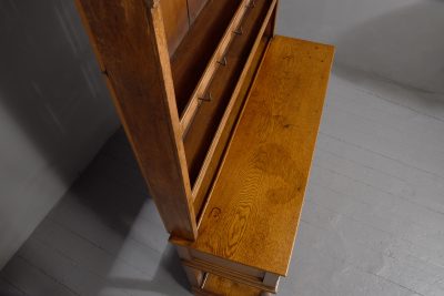 George III Two Part Oak Dresser - Image 2