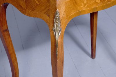 Neat Sized French Bureau De Dame - Image 17