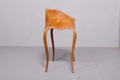 Neat Sized French Bureau De Dame - Image 5