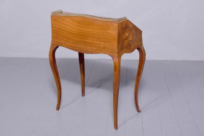 Neat Sized French Bureau De Dame - Image 3