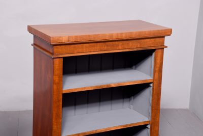Pair of Victorian neat sized, mahogany open bookcases with adjustable shelves - Image 4