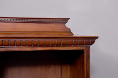 Quality, Late Victorian Large Mahogany three-section Open Bookcase - Image 4