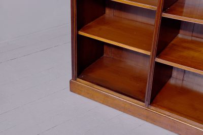 Quality, Late Victorian Large Mahogany three-section Open Bookcase - Image 5