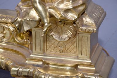 Pair of large French ormolu decorative lamps - Image 7