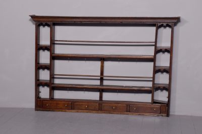 George 3rd Wall-Mounted Oak Plate Rack/Dresser With Wonderful Colour and Patina - Image 2