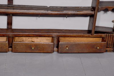 George 3rd Wall-Mounted Oak Plate Rack/Dresser With Wonderful Colour and Patina - Image 8