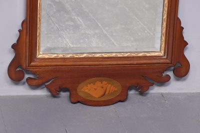 Chippendale-style gilded mahogany, eagle-mounted, beveled-edge wall mirror - Image 3