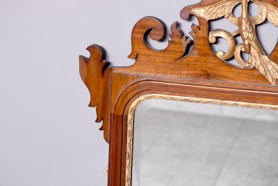 Chippendale-style gilded mahogany, eagle-mounted, beveled-edge wall mirror - Image 5