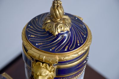 Pair of Sevres or Sevres style hand - decorated cobalt blue porcelain vases with ormolu mounts - Image 11