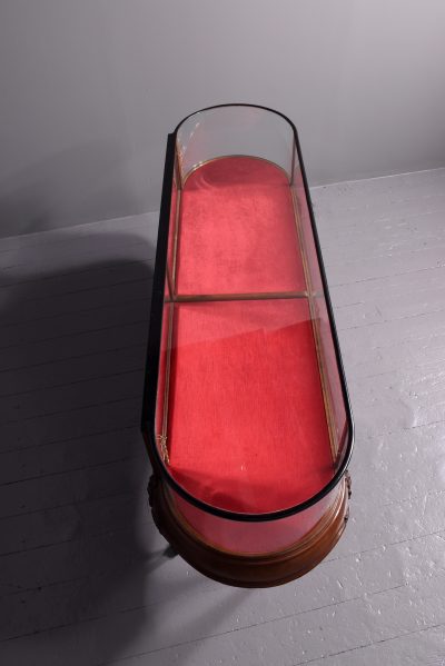 Large Mahogany and Glazed Display Cabinet of Generous Proportions - Image 6
