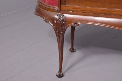 Large Mahogany and Glazed Display Cabinet of Generous Proportions - Image 13