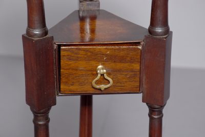 Elegant George 2nd mahogany circular lamp stand - Image 5