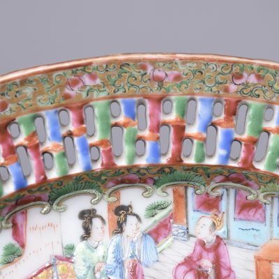Unusual Chinese Famille Rose (Canton), Oval Plate with a Reticulated Rim - Image 5
