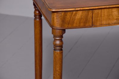 George IV neat-sized mahogany side table with frieze drawer - Image 2
