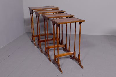 A Quartetto (4) of Georgian Style Occasional Tables - Image 4