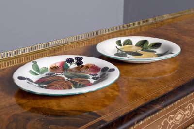 Wemyss Ware Painted Gordon Plates - Image 5