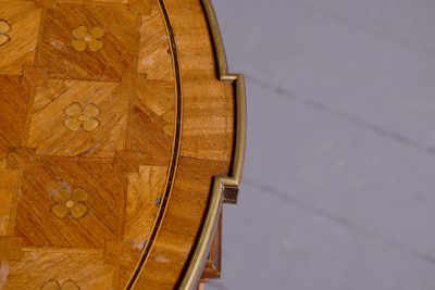 Louis IV Style Circular Occasional Table - Image 6