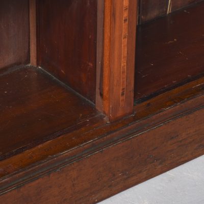 Tall, Sheraton-Style Edwardian Inlaid Mahogany Three-Section Open Bookcase - Image 7