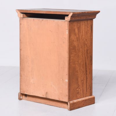Quality Mid Victorian Satinwood Glazed Table-Top Cabinet - Image 9