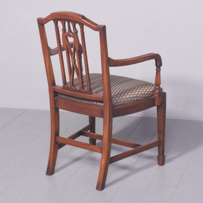Set of 17 Mahogany Dining Chairs in the Hepplewhite Style - Image 11