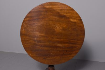 Scottish George II Mahogany Occasional Table - Image 4