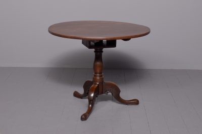 Scottish George II Mahogany Occasional Table - Image 5