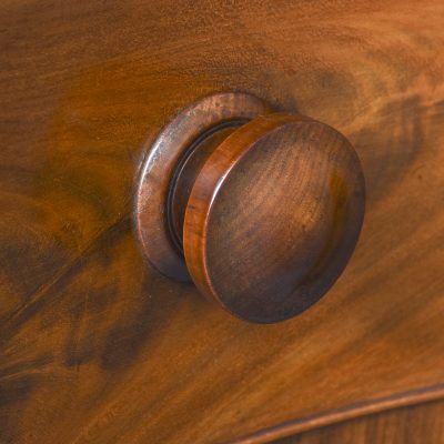 Quality William IV Serpentine-Front Scottish Column Chest of Drawers - Image 5