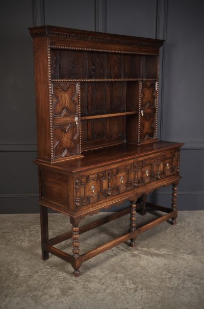 Geometrical Oak Dresser - Image 2