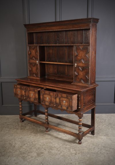 Geometrical Oak Dresser - Image 6