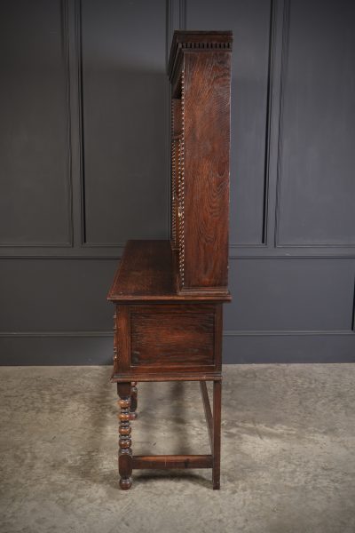 Geometrical Oak Dresser - Image 9