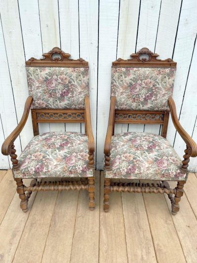 Oak Carver Chairs - Image 5