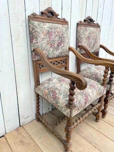 Oak Carver Chairs - Image 8