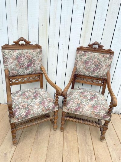 Oak Carver Chairs - Image 9