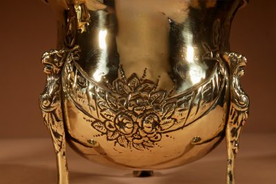 A Decorative Pair Of Embossed Brass Planters/Jardinieres, Dinanderie. - Image 4