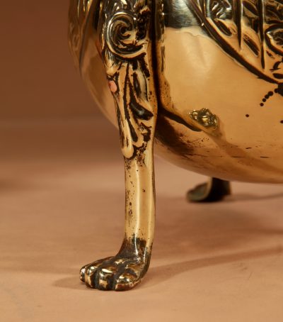 A Decorative Pair Of Embossed Brass Planters/Jardinieres, Dinanderie. - Image 7