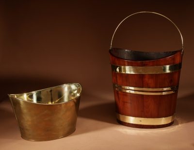 A Fine Quality Mahogany Brass Bound Boat (Schuitje) Shaped Peat Bucket Tea Stove Jardinière. - Image 6