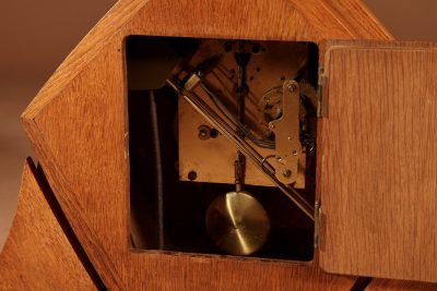 An Exceptional Very Stylish Typical Art Deco Amsterdam School Oak and Macassar Ebony/Coromandel Mantel Clock. - Image 8