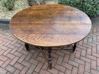 Large Georgian 19th Century Gateleg Dining Table - Image 6