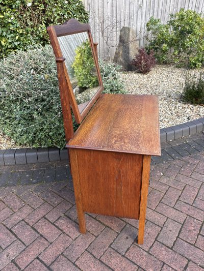 Arts & Crafts Oak Dressing Chest - Image 6