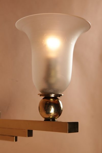 Art Deco Very Stylish Brass Wall Light - Image 4