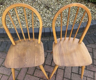 Mid Century Set of 4 Ercol Windsor Dining Chairs - Image 4