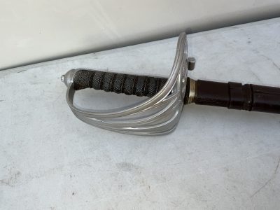 EDWARD V11  ARMY OFFICERS SWORD - Image 3