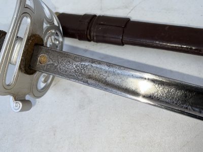 EDWARD V11  ARMY OFFICERS SWORD - Image 21